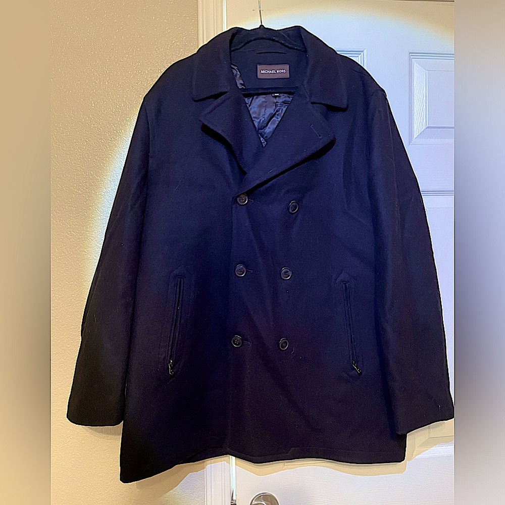 Black peacoat by Michael Kors like new